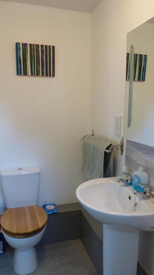 Relax In A 1 Bedroom Apartment Near A Country Pub Eyemouth Exterior photo