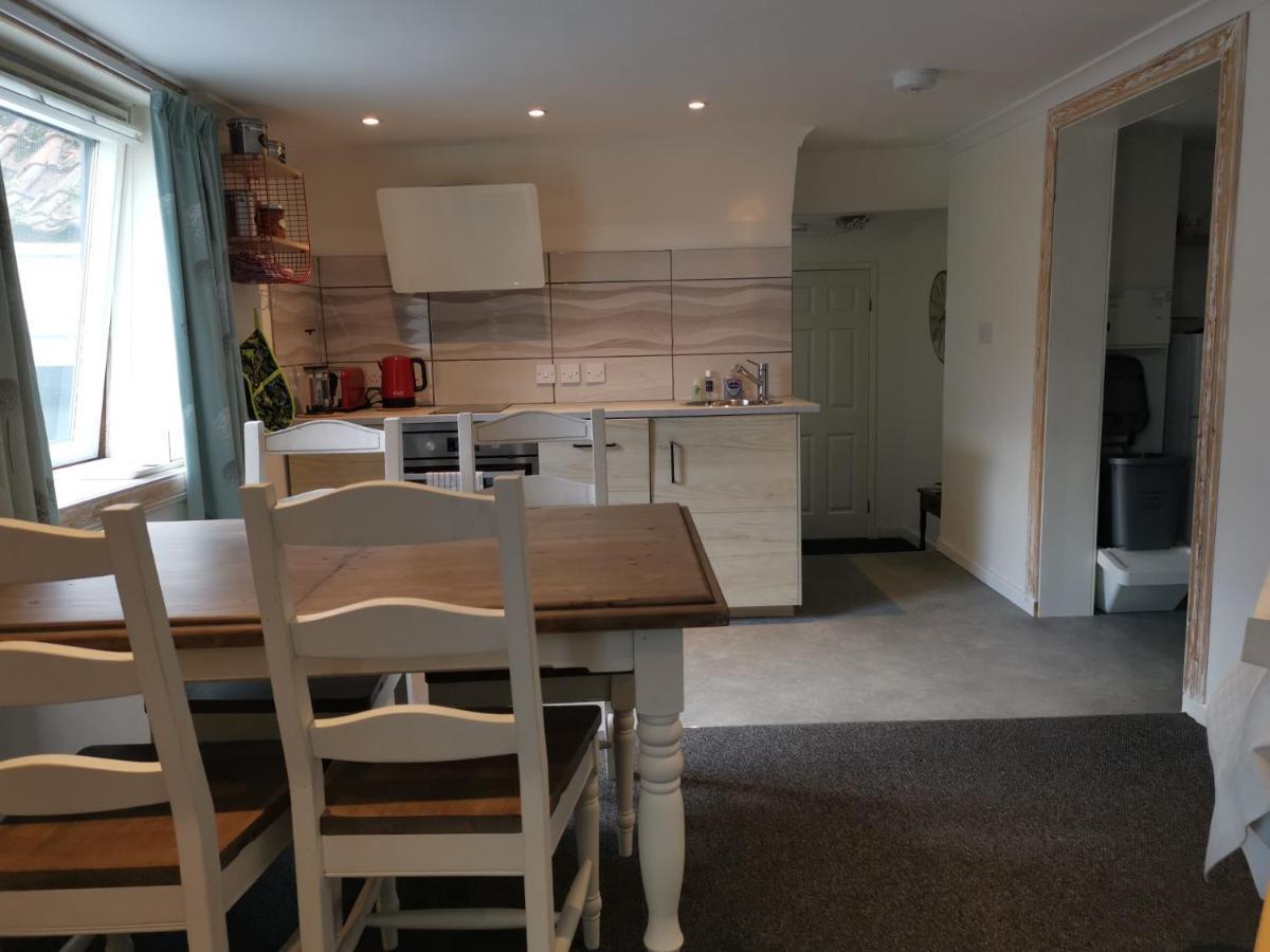 Relax In A 1 Bedroom Apartment Near A Country Pub Eyemouth Exterior photo